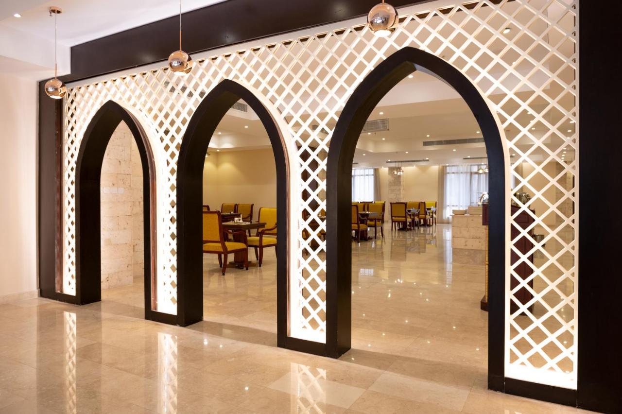 Seasons Park- Mawasim Al Hay At Hotel Jeddah Exterior photo