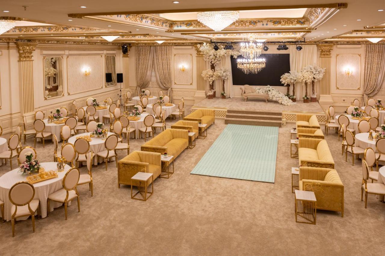 Seasons Park- Mawasim Al Hay At Hotel Jeddah Exterior photo